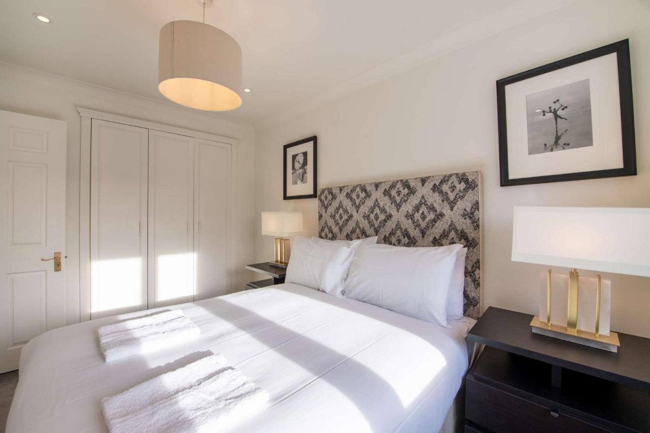 Somerset Court Kensington Apartments Лондон Екстериор снимка