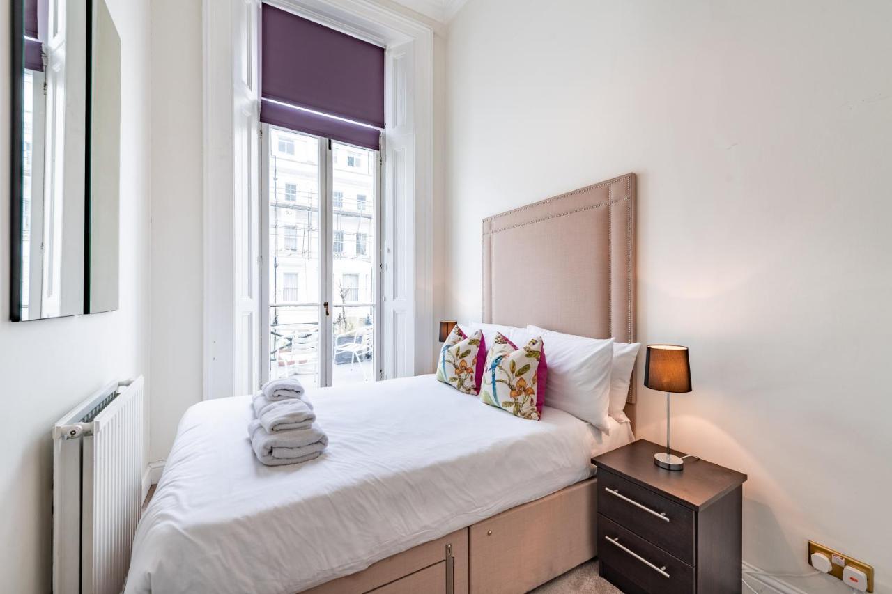 Somerset Court Kensington Apartments Лондон Екстериор снимка