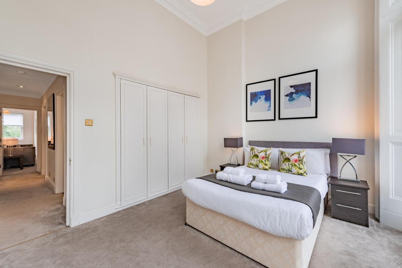 Somerset Court Kensington Apartments Лондон Екстериор снимка