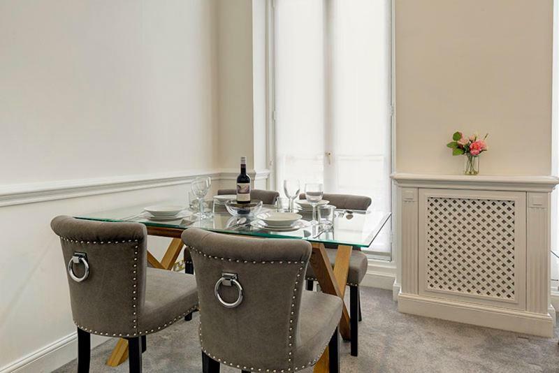 Somerset Court Kensington Apartments Лондон Екстериор снимка