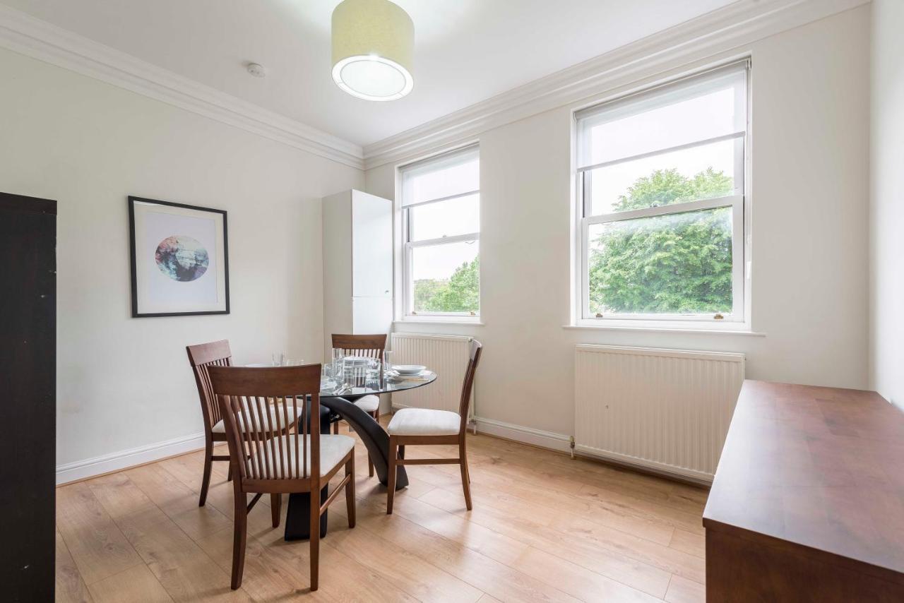 Somerset Court Kensington Apartments Лондон Екстериор снимка